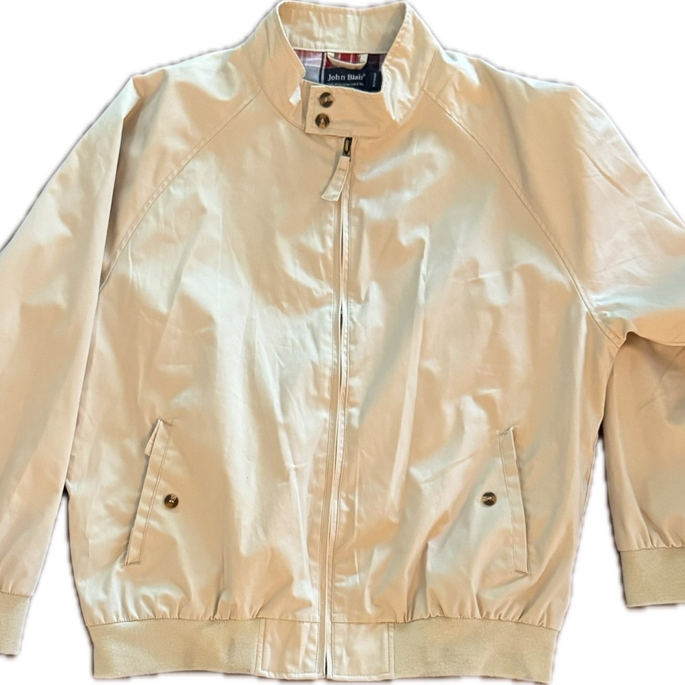 Cream Lightweight Jacket with Stand-Up Collar and Relaxed Fit